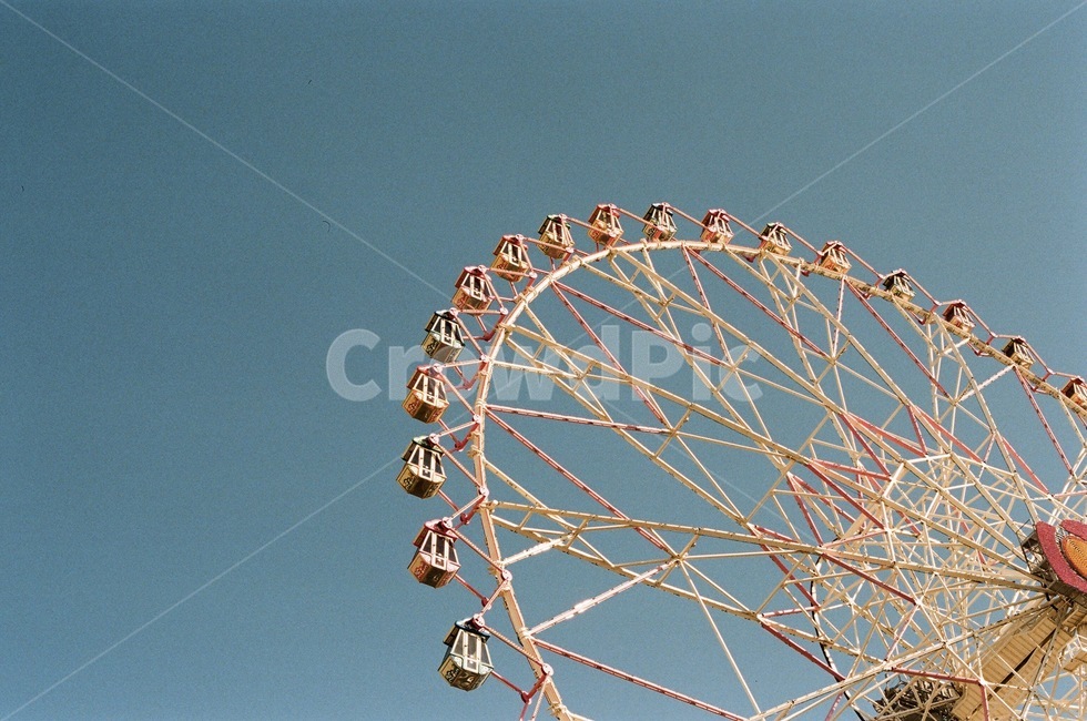 관람차,필름,필름카메라,필름사진,ferriswheel,view,필카,bigwheel,하늘,sky,blue,film,filmcamera,놀이공원,놀이동산,놀이터,amusement park,playground