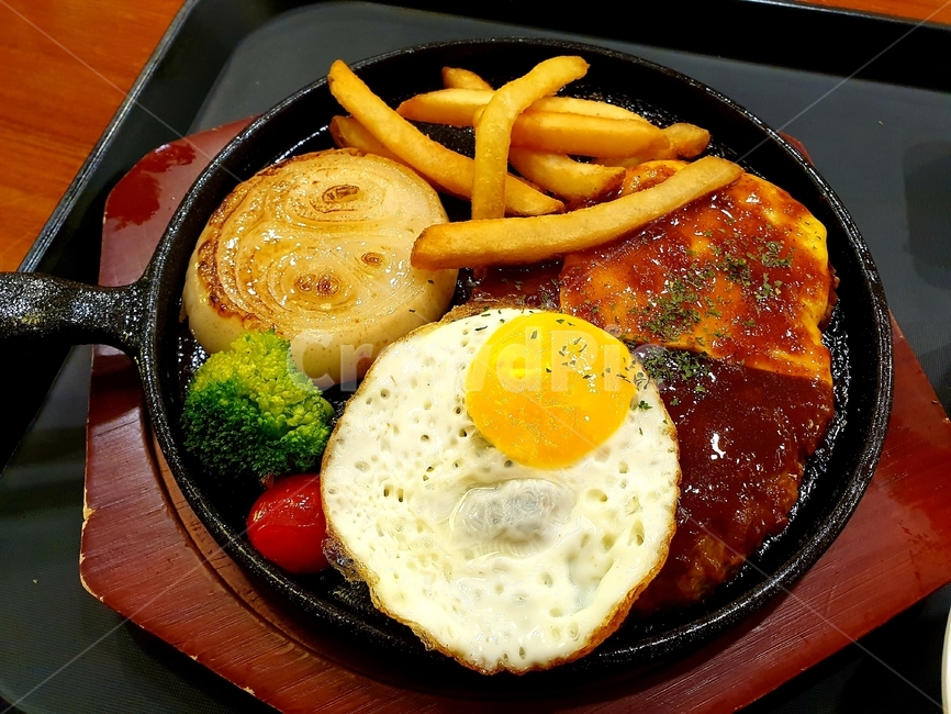햄버거스테이크,함박스테이크,양식,스테이크,요리,음식,식재료,요리,food,cook,meal,dishes,food reserves,양식,서양음식,서양요리,western food,western dishes,western meal,western cook