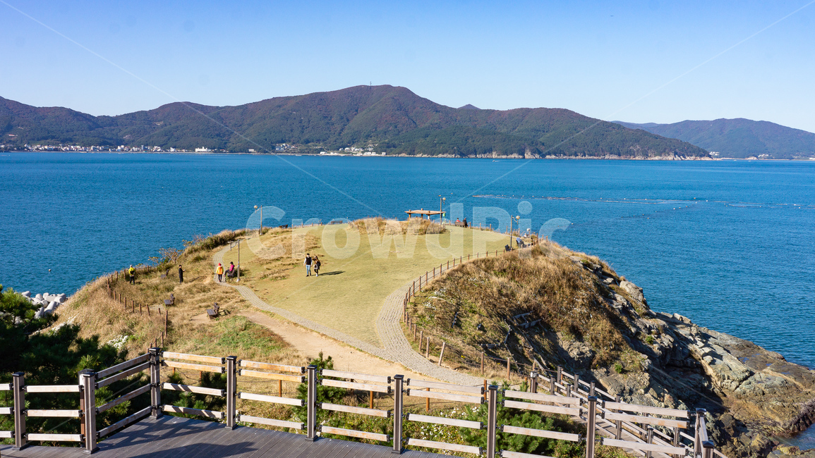 거제도,vessel,watercraft,바람의언덕,nature,자연,water,ocean,대양,sea,outdoors,자연,풍경,nature,landscape,한국자연풍경,한국자연경관,korea nature landscape