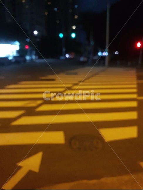 보도,건반,화살표,흐림,후보정