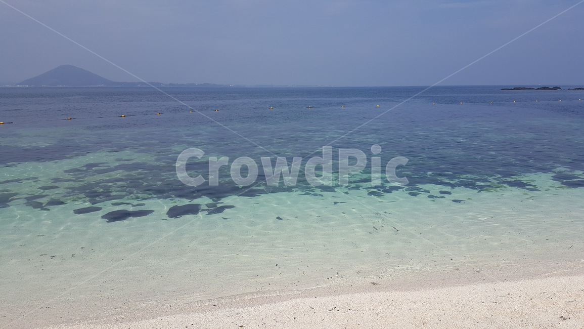 바다,제주도,푸른빛,에메랄드바다,see,푸른,jejuisland,검은돌,해변,바다,beach,sea