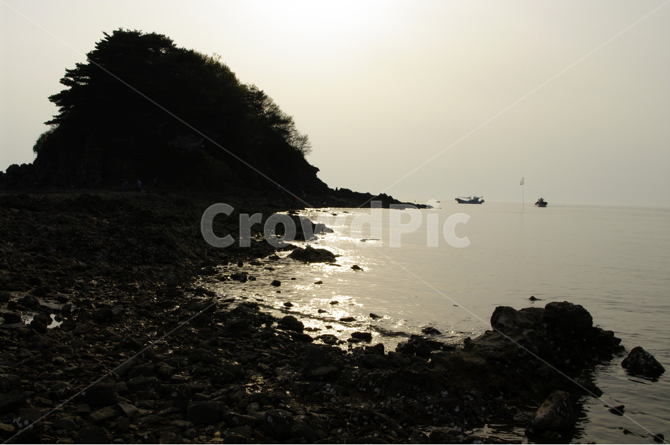 바다,sea,서해,하늘,한국,landscape,안면도,바위섬,그림자,자연,풍경,nature,landscape,한국자연풍경,한국자연경관,korea nature landscape,promontory,곶,land,땅,outdoors,옥외,water,물,shoreline,해안선,ocean,대양