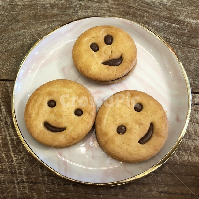 스마일,쿠키,음식,디저트,과자,초콜릿,smile,cookie,food,dessert,초코,웃음,카페,접시,그릇,빵,bread,음식,식재료,요리,food,cook,meal,dishes,food reserves