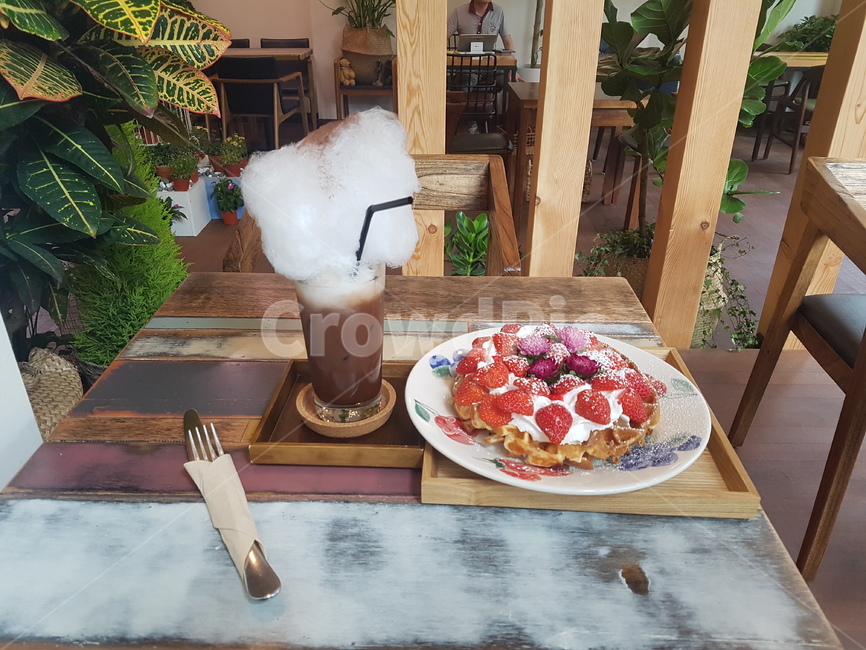 커피,디저트,카페,분이기,여유,음식,식재료,요리,food,cook,meal,dishes,food reserves,디저트,간식,후식,dessert,snack