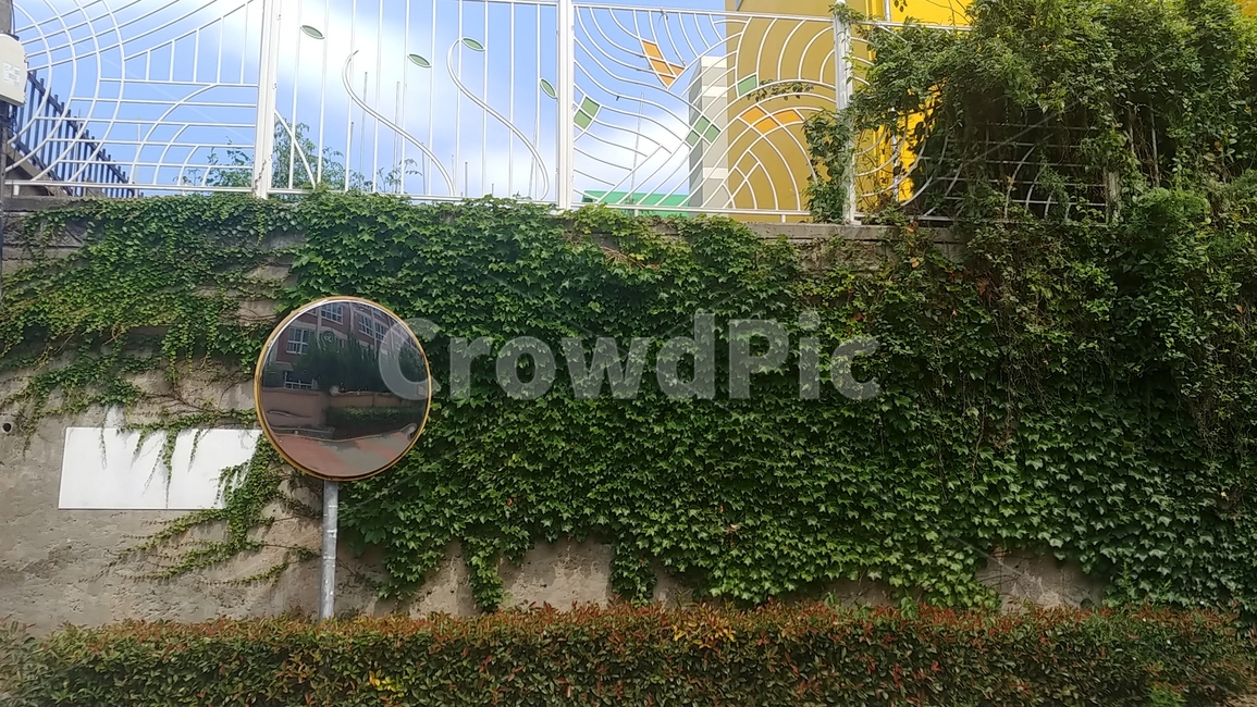 학교근처,전반거울,어린이보호구역,감성사진,골목길