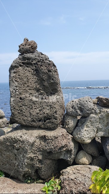 제주도,제주바다,현무암,화산석,화산돌,돌담,jeju,돌탑