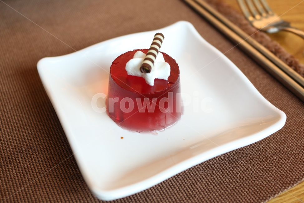 디저트,음식,푸딩,레스토랑,붉은색,음식,식재료,요리,food,cook,meal,dishes,food reserves,디저트,간식,후식,dessert,snack