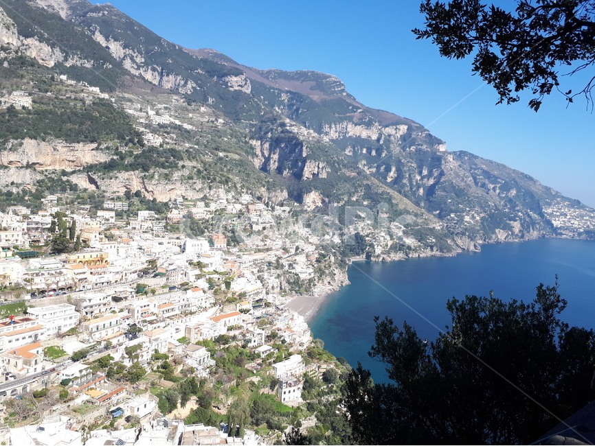 나폴리,소렌토,도시,풍경,이태리,로마,서유럽,이탈리아,화창,맑은,하늘,바다,나무,유럽,남부,마을,도시,풍경,city,landscape,해외,외국,세계,foreign,oversea,world,세계도시풍경,해외도시풍경,외국도시풍경,world cityscape,tree,plant,식물,nature,자연,outdoors,옥외,scenery,경치,fir,전나무,abies,아비