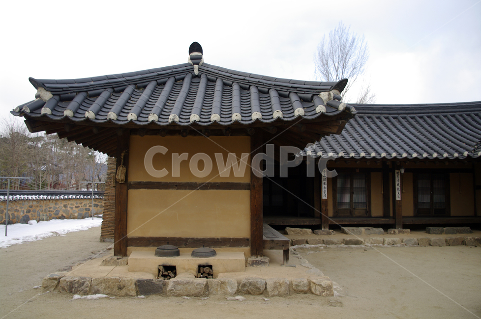 한옥,전통가옥,기와지붕,건축,traditional,한국전통,한국문화,korean traditional,korean culture,건축물,건물외관,exterior,building,structure,architecture,construction