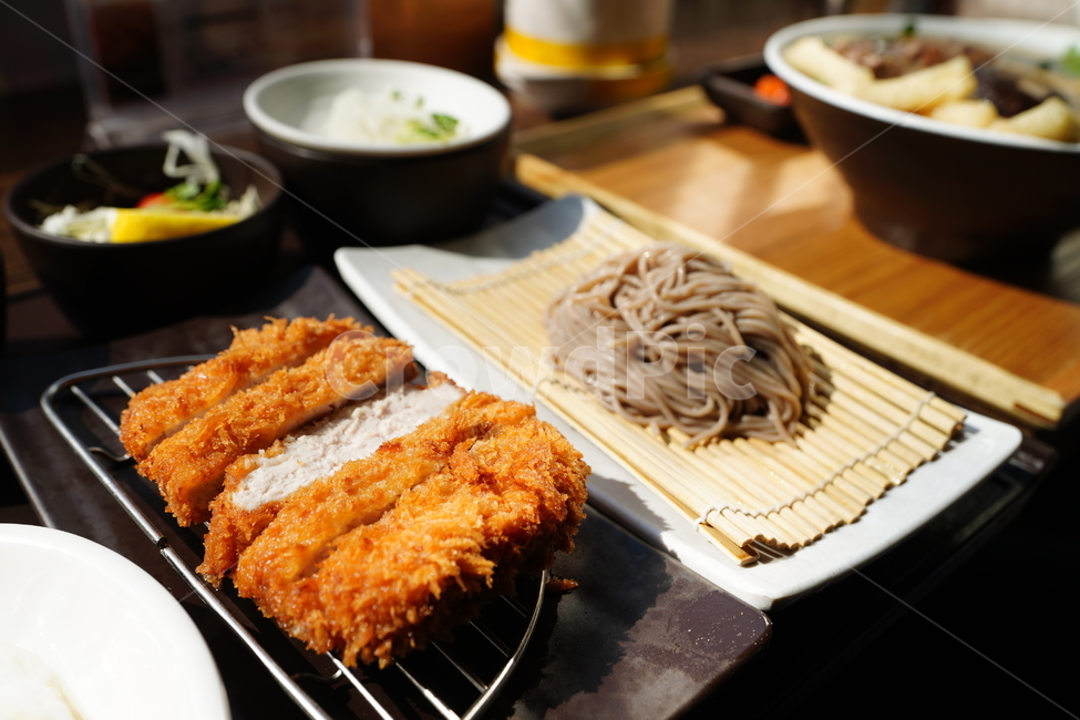 식사,음식,돈까스,소바,면,일식,푸드,먹방,음식,식재료,요리,food,cook,meal,dishes,food reserves,면류,면요리,noodles,육류,고기,meat,일식,일본음식,일본요리,Japanese food,Japanese dishes,Japanese meal,Japanese cook