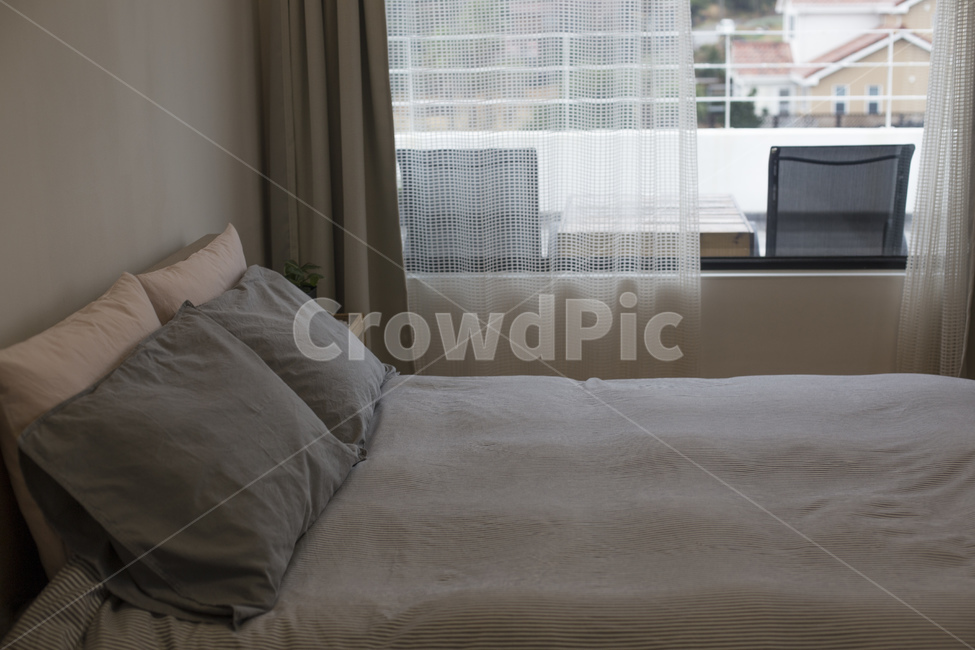 Bed,pillow,bedding,bedding,blanket,fabric,lodging,accommodation