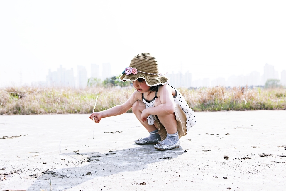 여자아이,아이,6세여아,사람,어린이,풍경,자연,배경