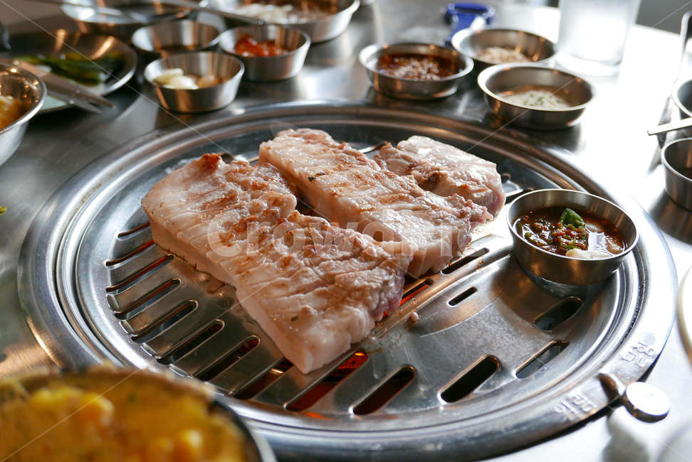 돼지고기,삼겹살,food,식품,육류,고기,구이,음식,식재료,요리,food,cook,meal,dishes,food reserves,육류,고기,meat
