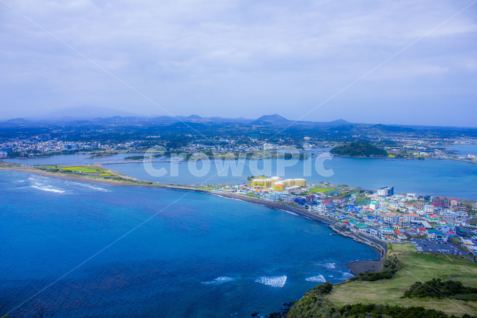 바다,도시,들판,하늘,파도,제주,자연,풍경,nature,landscape,한국자연풍경,한국자연경관,korea nature landscape,제주도,jeju,jeju island,outdoors,옥외,경치,land,땅,scenery,ocean,대양,sea,water,물,shoreline,해안선
