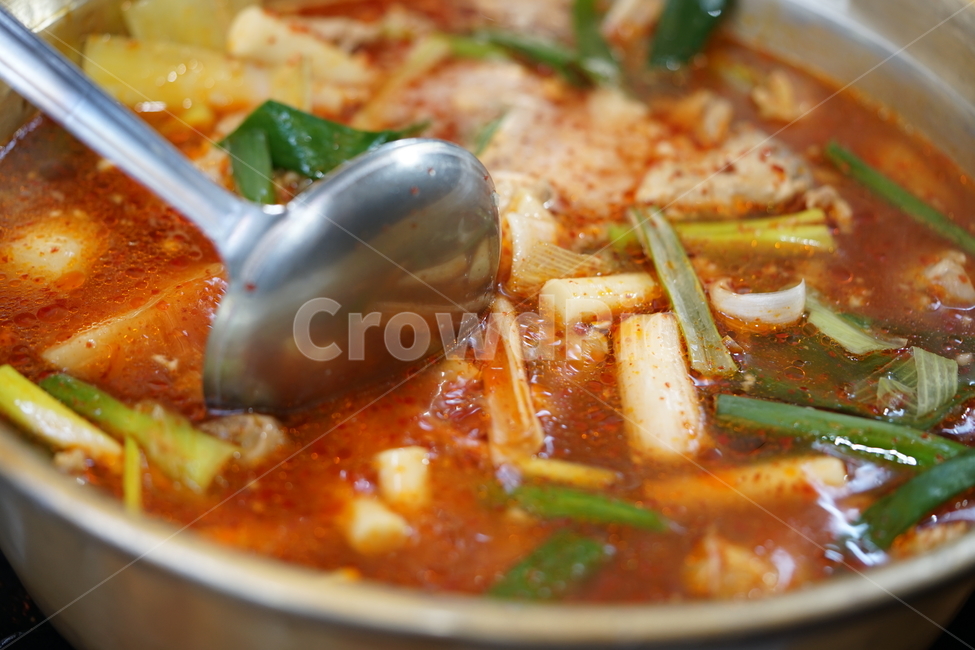 술안주,닭볶음탕,닭볶음,닭도리탕,닭,음식,국물,국물요리,요리,매콤,닭요리,닭고기,소주안주,술자리,푸드,냄비,먹방,맛집,음식,식재료,요리,food,cook,meal,dishes,food reserves,한식,한국음식,한국요리,korean food,korean dishes,korean meal,korean cook