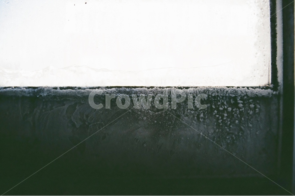 풍경,landscape,눈,snow,겨울,winter,날씨,weather,창문,window,빛,light,배경,background,겨울,계절,winter,season,감성,sensible,feeling