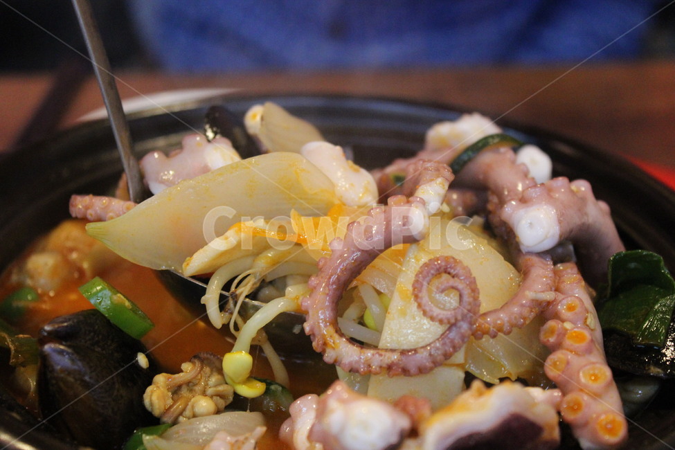 짬뽕,낙지짬뽕,해물짬뽕,낙지,중국음식,중국집,meal,식사,food,음식,dish,요리,중국요리,얼큰한,매운,시원한,홍합,짬뽕탕,배달음식,뜨거운,매운짬뽕,점심식사,저녁식사,술안주,맛있는