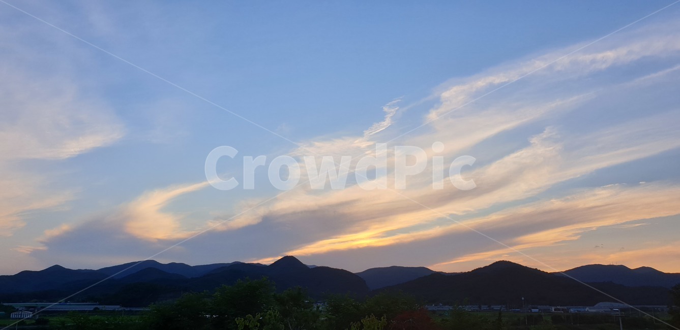 하늘,구름,산,능선,시골하늘,노을