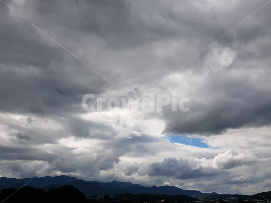구름,하늘,먹구름,뭉게구름,흐린날,cloud,sky