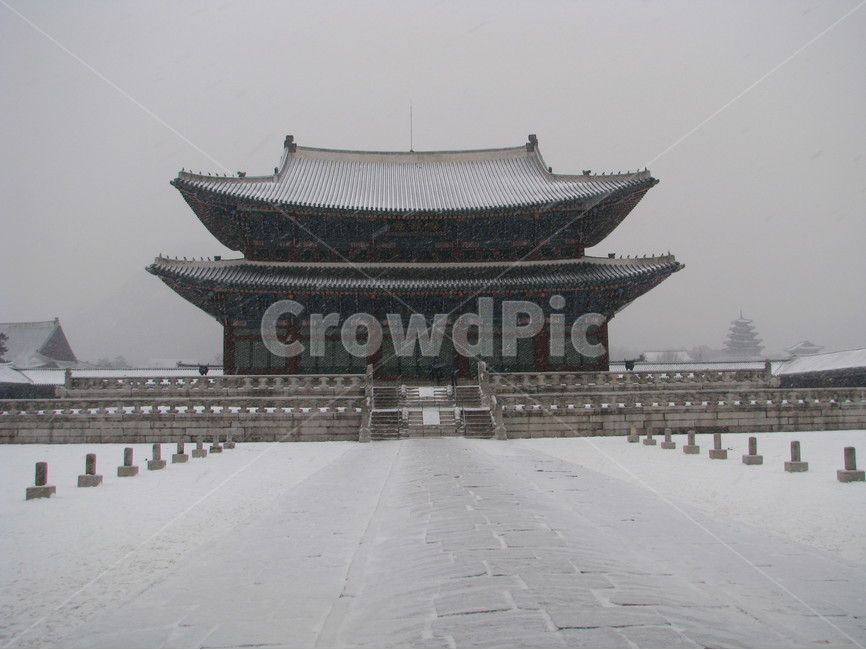 궁궐,경복궁,근정전,겨울,눈,한국,대한민국,겨울,계절,winter,season,한국전통,한국문화,korean traditional,korean culture,랜드마크,landmark,tourist attraction,한국랜드마크,한국관광지,한국명소,korea landmark,korea tourist attraction,건축물,건물외관,exterior,building,structure,architecture,construction