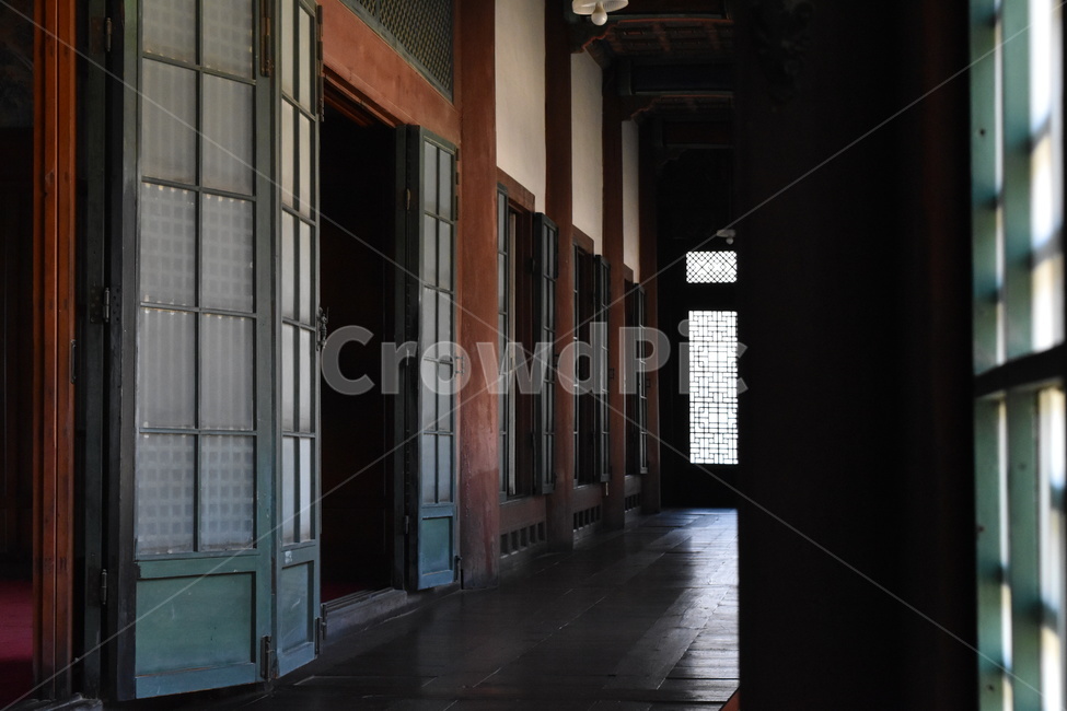 한옥,마루,창덕궁,전통,서울,Korea,wooden,Koreanstylehouse,복도,통로,문,door,한국전통,한국문화,korean traditional,korean culture,건축물,건물외관,exterior,building,structure,architecture,construction
