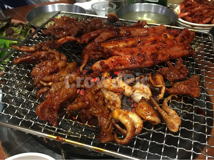 닭발,꼼장어,장어,매운,매운요리,음식,요리,food,술안주,야식,빨간,매콤한,숯불구이,구이,보양음식,보양식,닭발구이,꼼장어구이