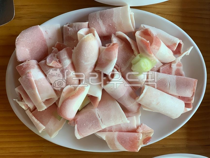 삼겹살,솥뚜껑삼격살,냉동삼겹살,돼지고기,food,음식,pork,돼지고기
