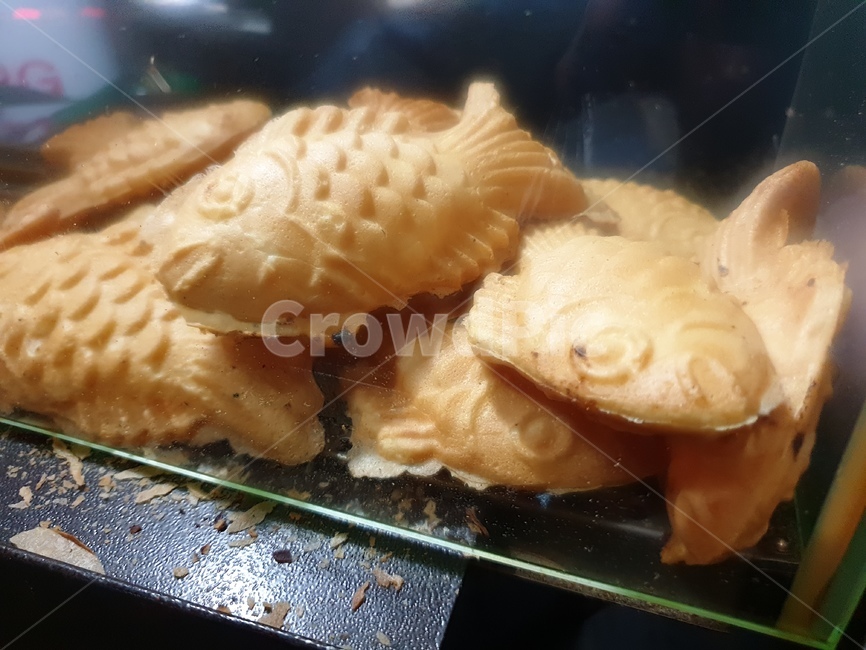 붕어빵,군것질,음식,푸드,food,길거리음식,물고기,잉어,붕어,빵,fish,맛있는,맛있다,bread,겨울,계절,winter,season,음식,식재료,요리,food,cook,meal,dishes,food reserves,한식,한국음식,한국요리,korean food,korean dishes,korean meal,korean cook,디저트,간식,후식,dessert,snack