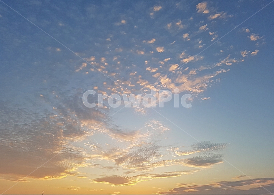 하늘,sky,노을,밝은하늘,구름낀하늘