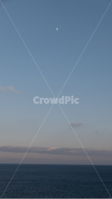 하늘,sky,바다,sea,blue,파란색,구름,달,cloud,moon,풍경,자연,nature,landscape,자연,풍경,nature,landscape,제주도,jeju,jeju island,자연,풍경,nature,landscape,한국자연풍경,한국자연경관,korea nature landscape