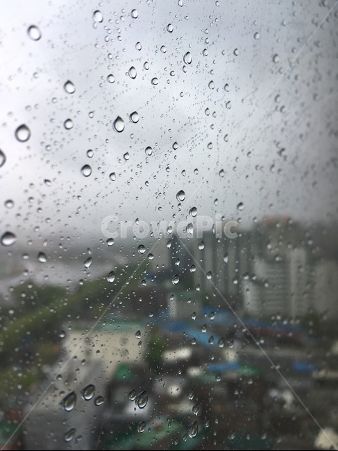창문,유리,창가,비,rain,물방울,습기,도시,풍경,city,landscape,한국도시풍경,한국도시경관,korea cityscape,비,비오는날,rain,rainy,droplet,작은 물방울