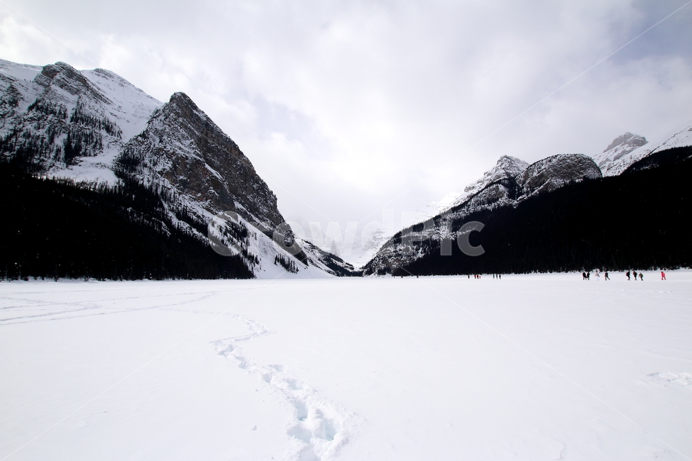 mountain,산,ice,빙,빙하,자연,nature,snow,눈,캐나다,레이크루이스,겨울,눈덮인호수,겨울,계절,winter,season,자연,풍경,nature,landscape
