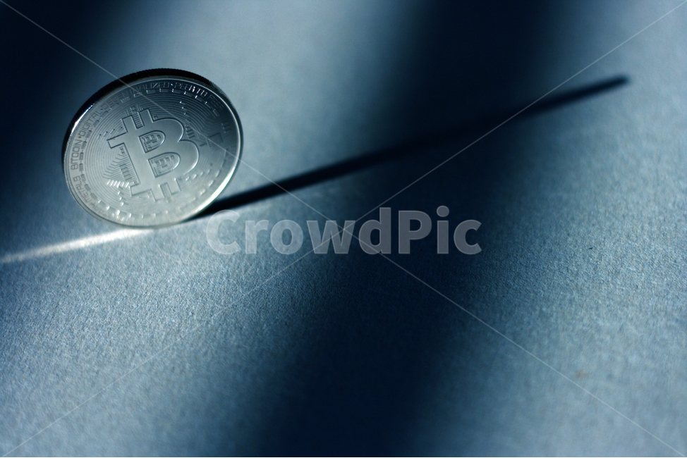 비트코인,bitcoin,가상화폐,암호화폐,코인,암호화화폐,금융,돈,finance,banking,money,정보통신기술,전자,it,information,technology,electro,연출,컨셉,direction,concept,비즈니스,산업,투자,전자상거래,cyber,future,블록체인,동전,채굴,전자기기,전자제품,electronic,equipment,시간,산업,industry,industrial,금융,돈,finance,banking,money,정보통신기술,전자기기,전자제품,it,information,technology,electronic equipment