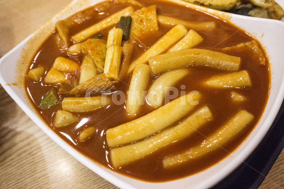 국물떡볶이,떡볶이,분식,밀가루,고추장,밀떡,밀,한국음식,음식,빨간음식,추억,간식,학교앞떡볶이,맛집,떡,떡요리,레드,오뎅,어묵,쌀떡,가래떡,삶은달걀,길거리,학교앞,매운,궁물,국물,대파,파,송송,음식,식재료,요리,food,cook,meal,dishes,food reserves,한식,한국음식,한국요리,korean food,korean dishes,korean meal,korean cook,디저트,간식,후식,dessert,snack