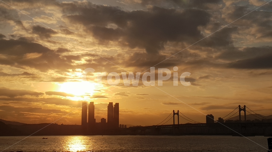 광안리,부산,해넘이,해질녘,동백섬,광안대교,노을,부산노을,동백섬노을,광안대교노을,광안리노을,nature,outdoors,sky,redsky,sunset,dusk,황혼,하늘,햇빛,자연,옥외,일몰,새벽