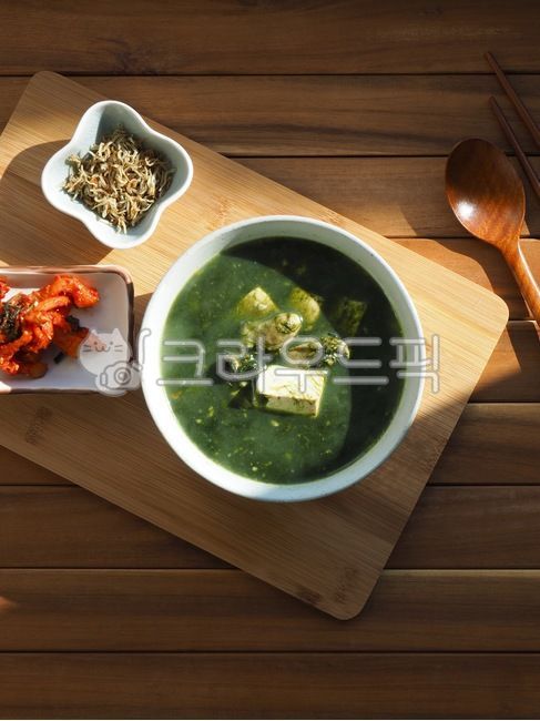 매생이,매생이굴국밥,굴,두부,매생이국,국물음식,해산물,조개류,음식,한국음식,한국,겨울음식,웰빙,배경,식사,해초,oyster,seaweedsoup,oysterseaweedsoup,soup,seafood,shellfish,food,koreanfood,korea,winterfood,wellbeing,background,meal,seaweeds