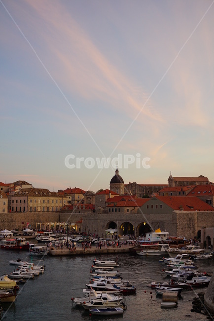 watercraft,선박,vehicle,차량,워터프론트,waterfront,물,크로아티아,croatia,두브로브니크,선셋,일몰,sunset,유럽,도시,풍경,city,landscape,해외,외국,세계,foreign,oversea,world,세계도시풍경,해외도시풍경,외국도시풍경,world cityscape