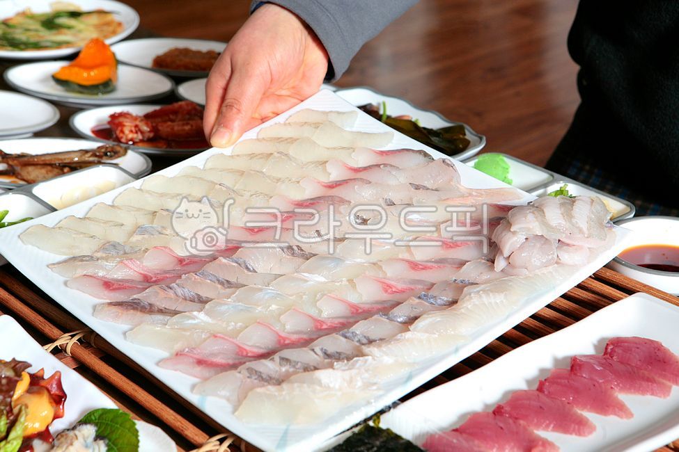 모듬회,광어,우럭,광어회,우럭회,노래미,노래미회,활어회,가자미회,가자미,횟집,활어횟집,회집,물고기,물고기회,고기,생선,생선요리,자연산회,자연산활어,수산물,자연산활어회,식사,food,음식,식당,restaurant,접시,안주,맛집,먹거리,먹방,생선회