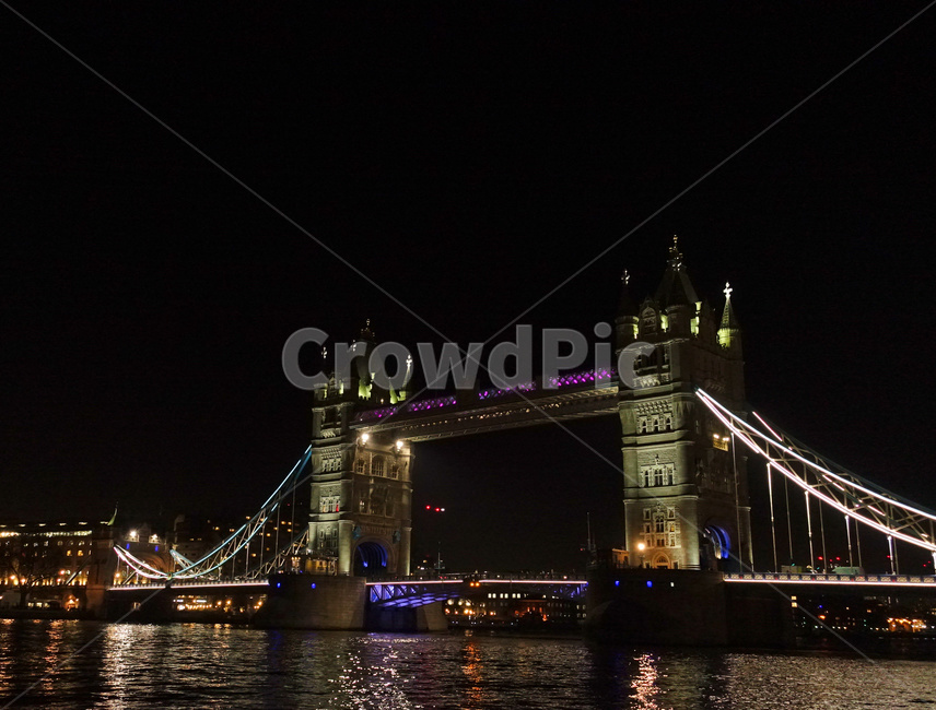 영국,영국다리,타워브릿지,towerbridge,bridge,야경,nightview,night,nightpicture,밤,저녁,어두움,조명,다리조명,light,멋있음,건물,england,unitedkingdom,british,야경,밤,풍경,nightscape,night,landscape,해외,외국,세계,foreign,oversea,world