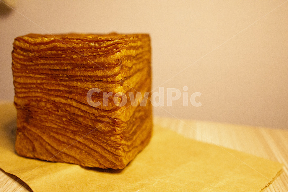 background,bread,brown,closeup,delicious,dessert,dinner,food,fresh,gourmet,healthy,homemade,meal,nutrition,snack,sweet,yellow,빵,디저트,식빵,달콤,달달