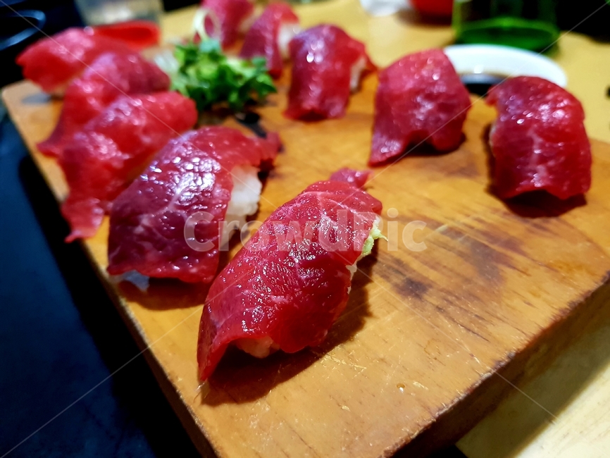 음식,육회,food,육사시미,초밥,일식,sushi,스시,음식,식재료,요리,food,cook,meal,dishes,food reserves,일식,일본음식,일본요리,Japanese food,Japanese dishes,Japanese meal,Japanese cook