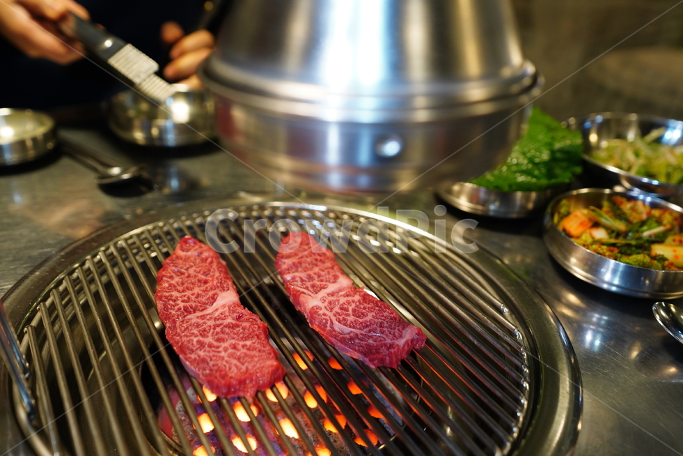 한우,구이,육류,육식,소고기,안주거리,안주,먹거리,음식,food,한식,음식,식재료,요리,food,cook,meal,dishes,food reserves,육류,고기,meat,한식,한국음식,한국요리,korean food,korean dishes,korean meal,korean cook
