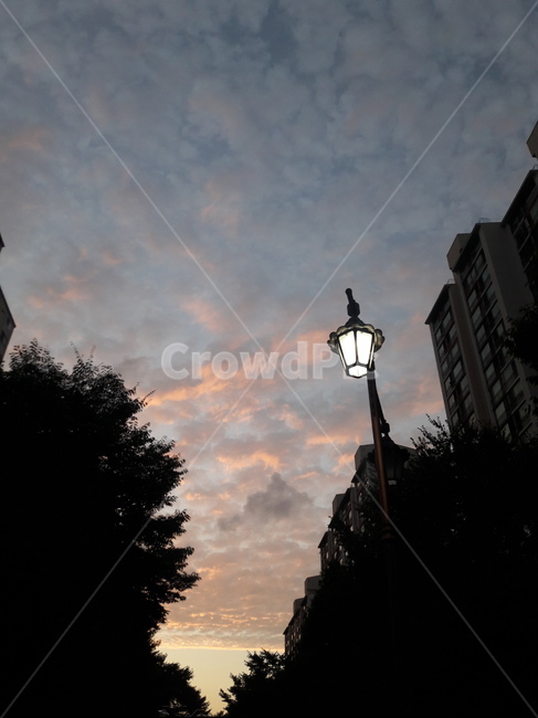 노을,구름,하늘,가로등,색감,sky,cloud,일몰,일출