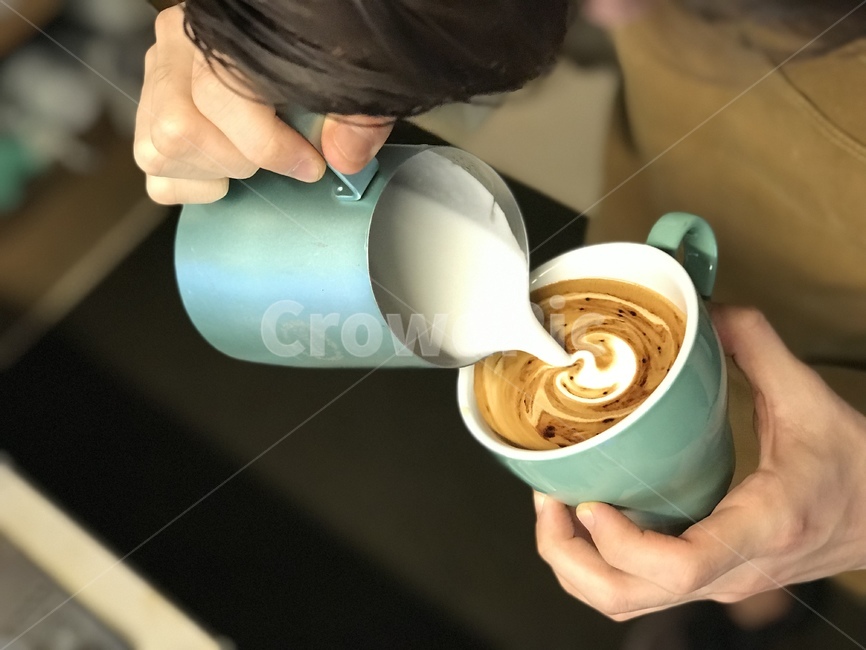 라떼아트,커피,카푸치노만들기,카푸치노,latteart,coffee,음료수,drink,beverage,커피,카페,coffee,cafe