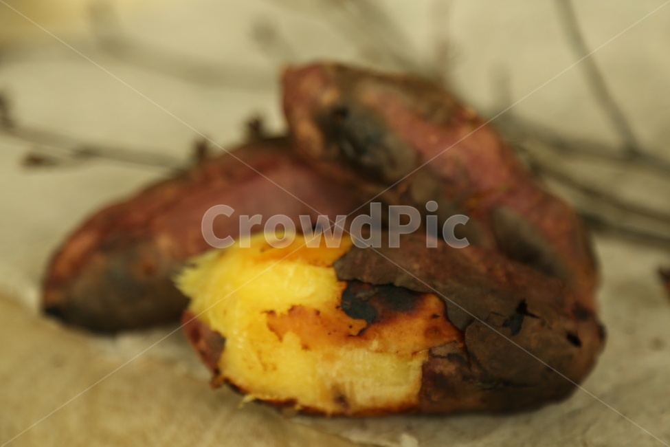 고구마,군구고마,구황작물,음식,식품,간식,호박고구마,밤고구마,달콤,sweetpotatoes,gourd,gourdcrop,food,snacks,sweet,겨울,계절,winter,season,음식,식재료,요리,food,cook,meal,dishes,food reserves