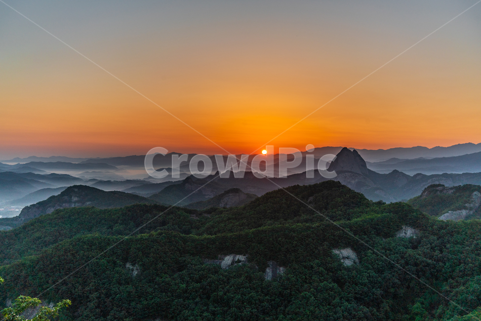 마이산,광대봉,일출,풍경,자연경관,자연,풍경,nature,landscape,한국자연풍경,한국자연경관,korea nature landscape,outdoors,옥외,red sky,붉은 하늘,dawn,새벽,sunset,일몰,sky,하늘,dusk,황혼