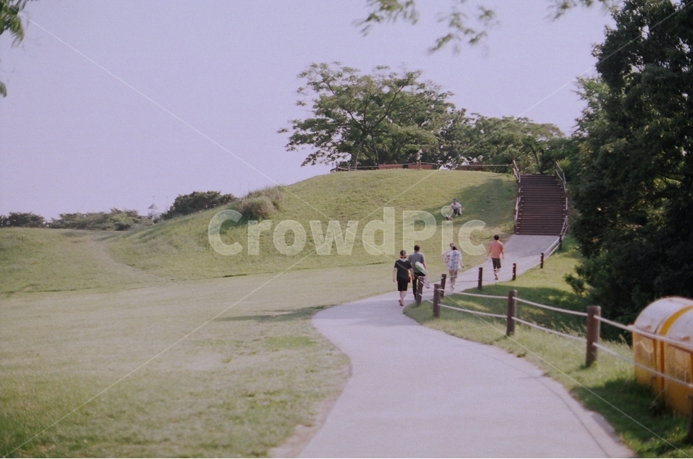산책로,평화,밝음,걷기,동산,자연,풍경,nature,landscape,사람들,대중,군중,other people,crowd,여행,휴가,traveling,vacation,trip,field,들,grassland,목초지,outdoors,옥외