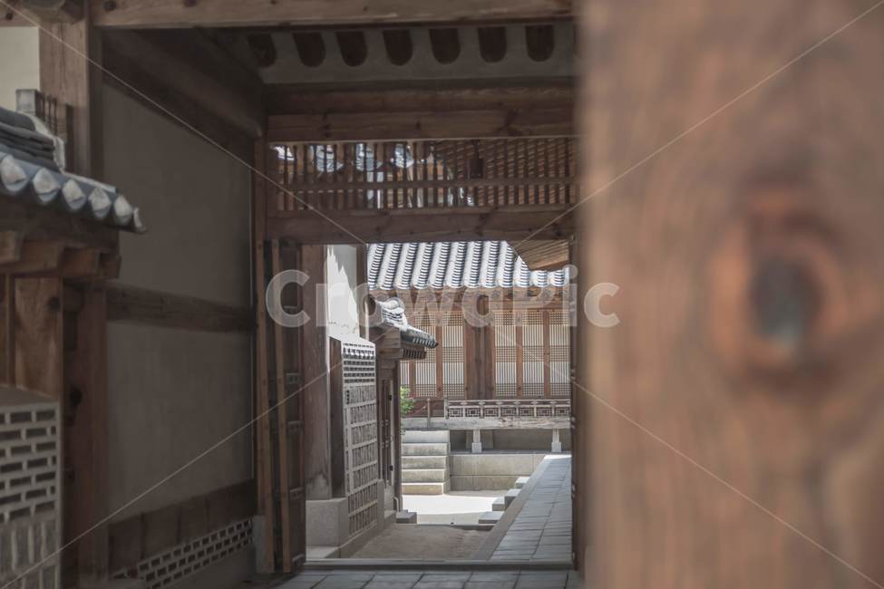 building,건물,architecture,건축물,한국식건축물,기와,patio,안마당,경복궁,한국전통,한국문화,korean traditional,korean culture