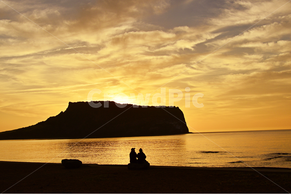 Seongsan Sunrise Peak,flare,nature,jeju island,Gwangchigi Beach,sunlight,outdoors,light,Sunrise