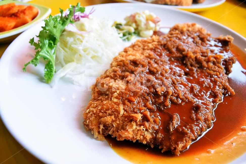 음식,돈까스,커틀릿,고기,튀김,cutlet,food,음식,식재료,요리,food,cook,meal,dishes,food reserves,양식,서양음식,서양요리,western food,western dishes,western meal,western cook